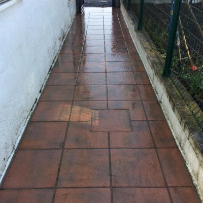 Nettoyage de terrasse à la haute pression
